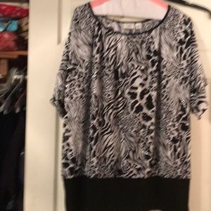 Dress shirt black white pullover CATO